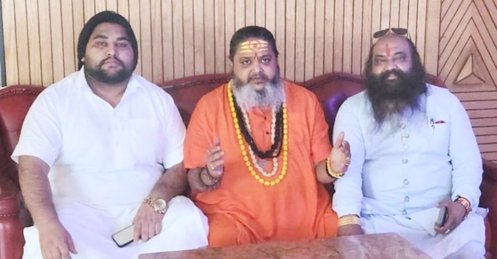 Shiv SenaHind strongly opposes insulting posters against Chief Minister Bhagwant Singh Mann